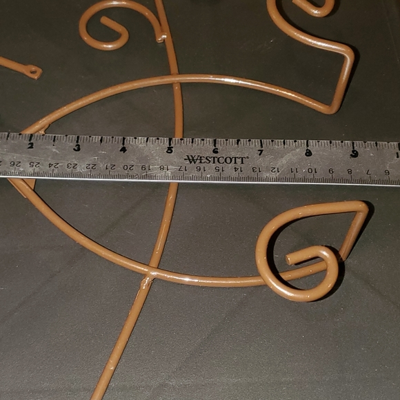 Italian Style Plates & Metal Hanger Set - Picture 9 of 15